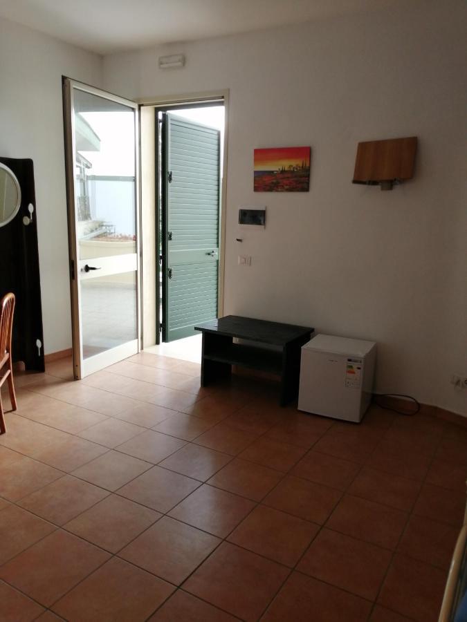 Vento Dell'Est Bed & Breakfast San Cataldo  Ngoại thất bức ảnh