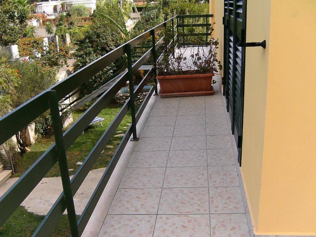 Vento Dell'Est Bed & Breakfast San Cataldo  Phòng bức ảnh