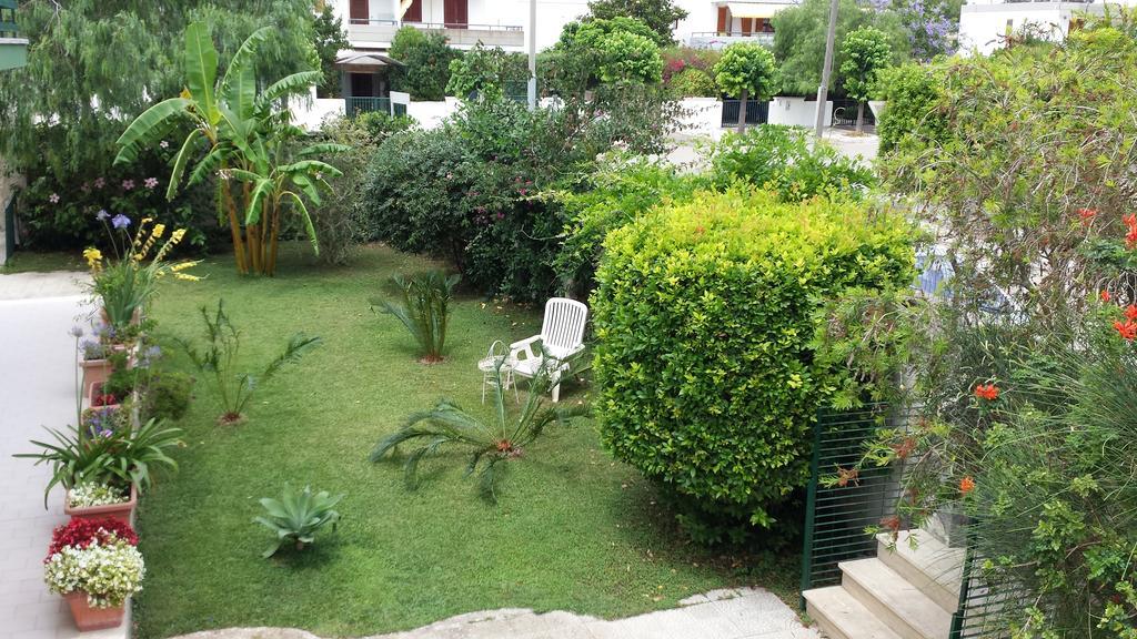 Vento Dell'Est Bed & Breakfast San Cataldo  Ngoại thất bức ảnh